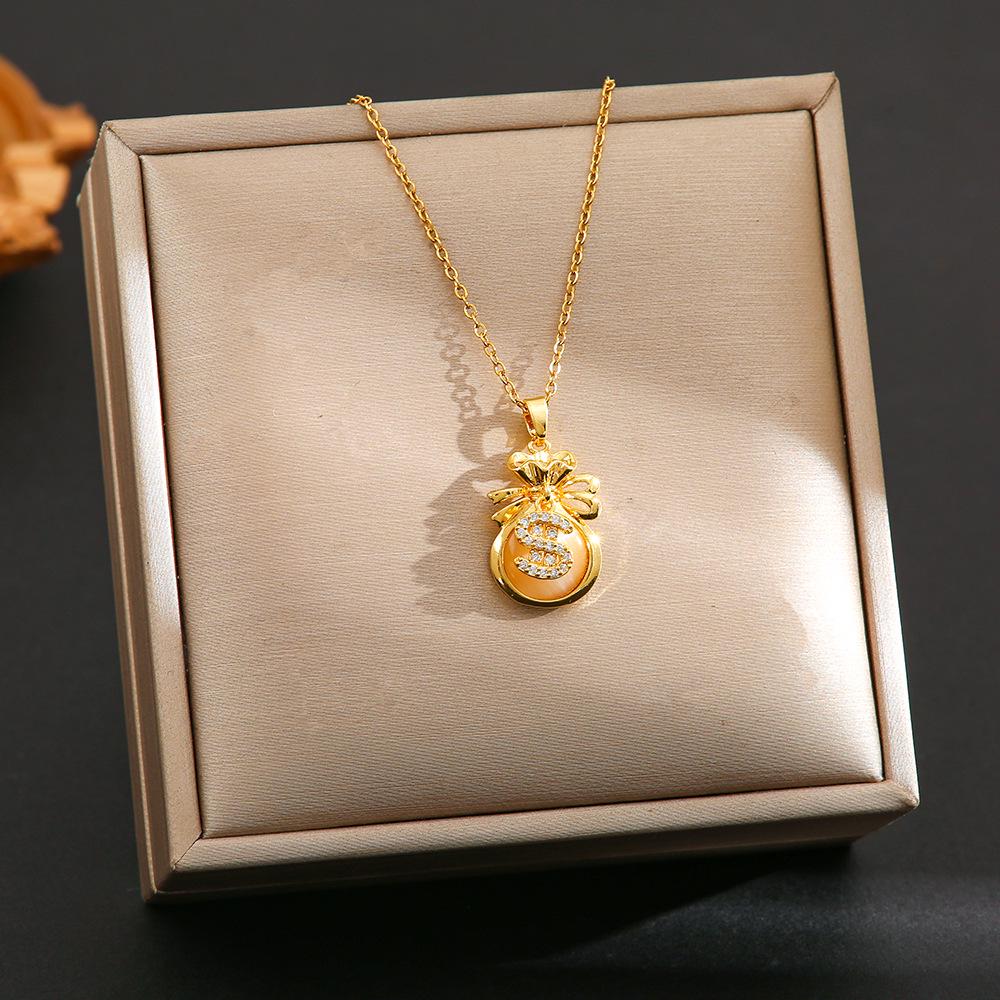 Elegante Pingente de Cabacinha com Fecho de Paz de Jade - Corrente para Clavícula em Aço Titânio no Estilo Chinês Retro