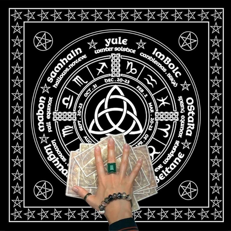 

Килимок для ворожінь із маятником квадратної форми Скатертина для вівтаря Настільна карткова гра Pad Скатертина з рунами Метафізична настільна гра Mat 60x60cm