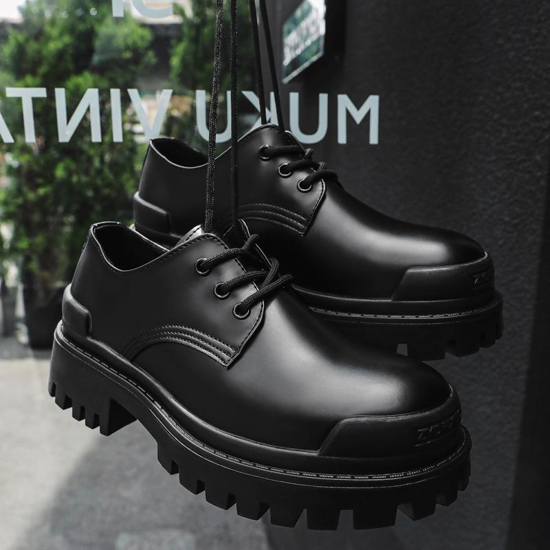 

Весенние туфли Дерби мужские на платформе с завышенной талией, черные, с круглым носком, в британском стиле, повседневные кожаные туфли высокого класса с большим носком 9516-J 38 чёрный