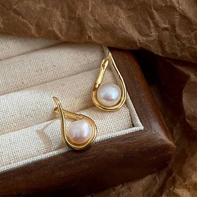 Line Inlaid Pearl Stud Earrings For Women Temperament French Elegant Party Jewelry Gifts Wholesale
