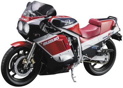 Hasegawa Suzuki Plastikmodellbausatz 21741 1/12 GSX-R750 (G) (GR71G) Rot blau