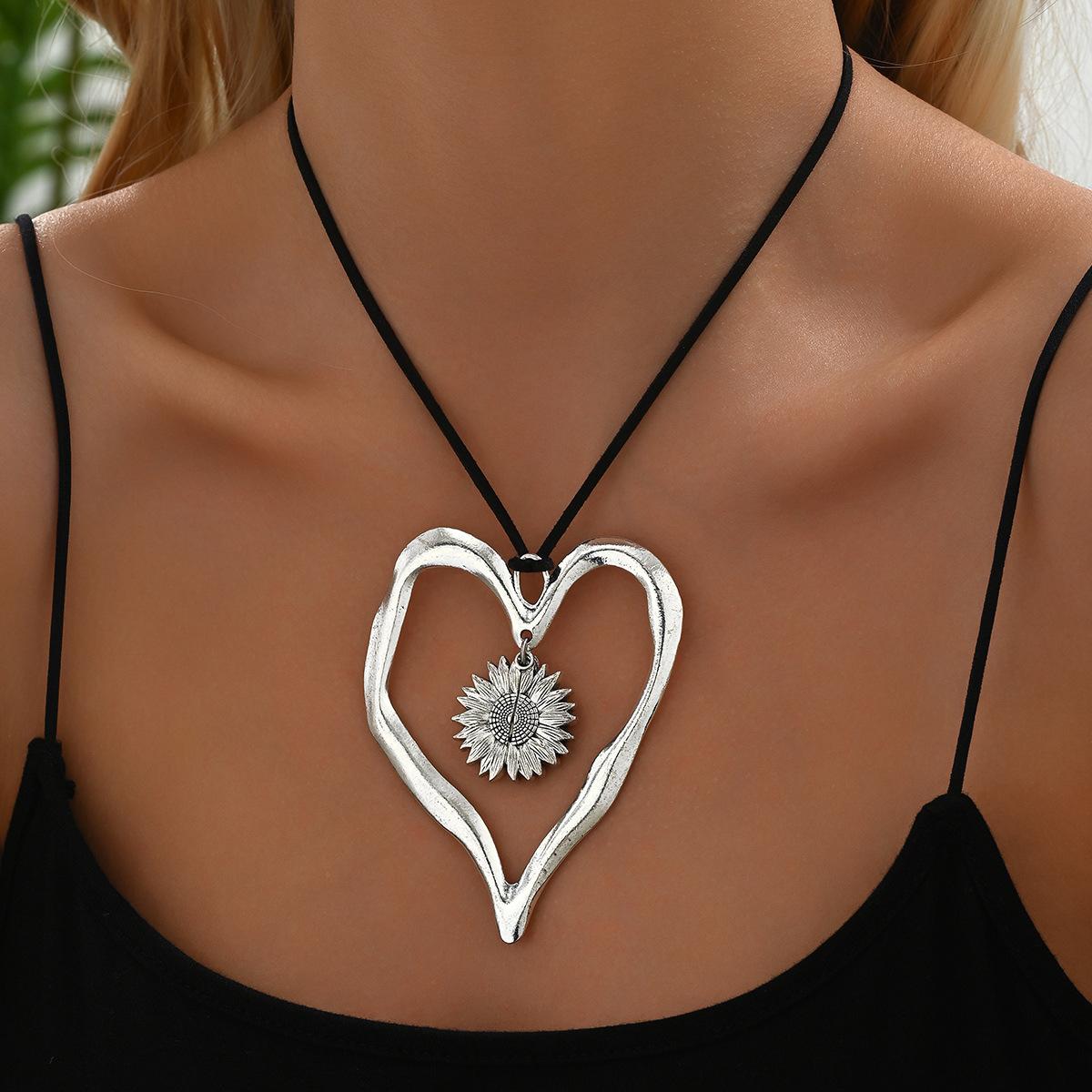 

Модное ожерелье для женских украшений серебряный