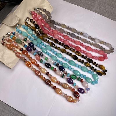 Collana di perline di riso semipreziose con sezione di abaco arcobaleno per donne eleganti che amano il regalo di gioielli romantici