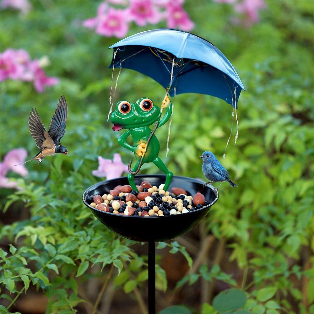 Premium Metal Material Outdoor Solar Bird Feeder Solar Powered Bird Feeder Outdoor Spaces