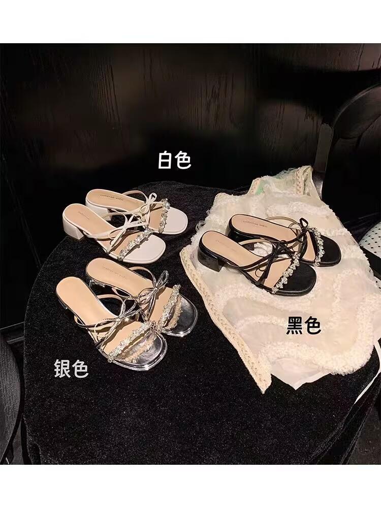 

[sheii Su Yinyin] Foot on the galaxy~ Rhinestone bow thick heel slippers women s sandals wear summer 40 чёрный