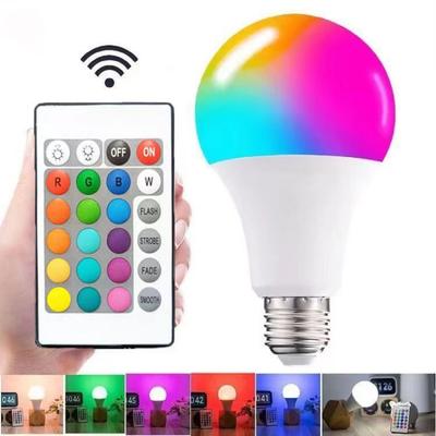 16 barev RGB Žárovka LED Vícebarevná Žárovka E27 Základna 220 V Osvětlení pro domácnost Stmívatelné 24 tlačítek Dálkové ovládání Atmosféra Neonové světlo
