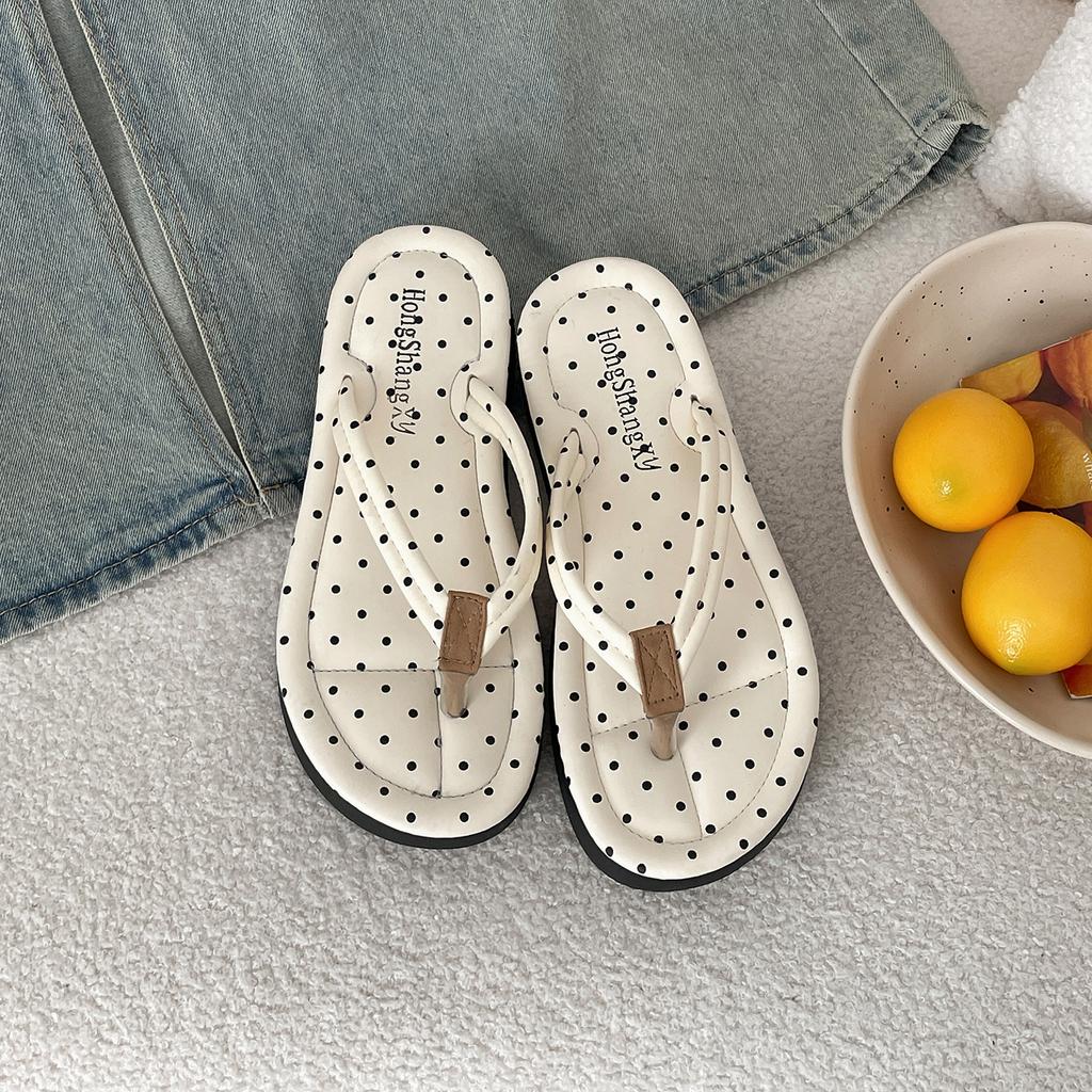 Popular Internet Celebrity High-end Thick-soled Flip-flops Women's Summer Wear 2025 New Skirt French Cool Slippers