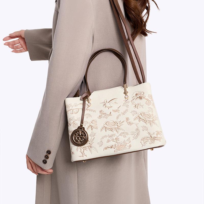 

Mother S Day Gift, Mother Bag, Women S Bag, Handbag, Large Capacity Single Shoulder, High-End Rose Embroidery