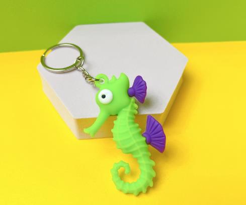 2Pcs/Bag Soft Marine Series Animal Keychain Simulation Octopus Hippocampus Gift Pendant Marine Animal Keychain Bag Decoration