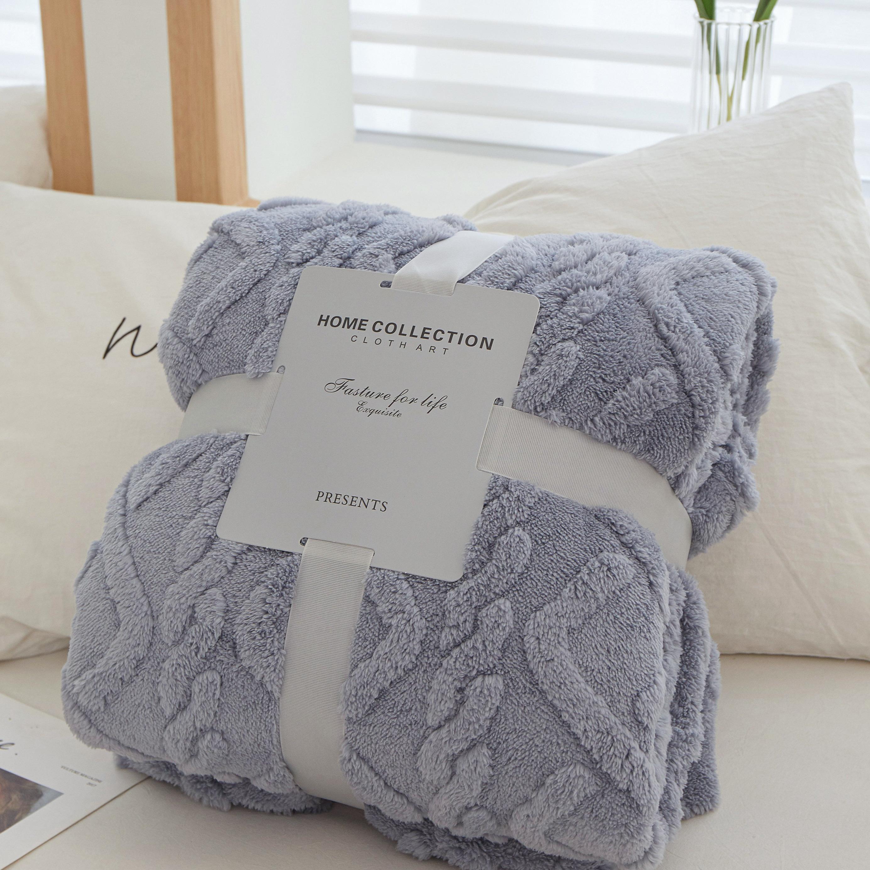 

1 шт. Роскошное флисовое одеяло - Ультрамягкий 3D плюш с плотным плетением для исключительного тепла, Уютный фланелевый плед для кровати, дивана, путешествий и использования на открытом воздухе 70x100cm (27.55x39.37in) синий