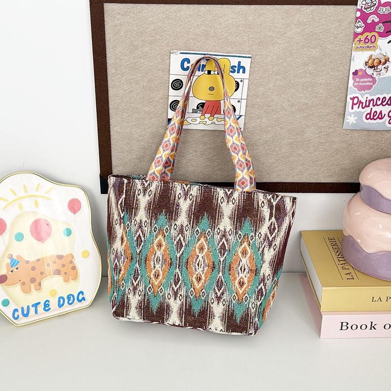 Cotton Linen Crossbody Bag With Embroidery And Magnetic Closure For Daily Use