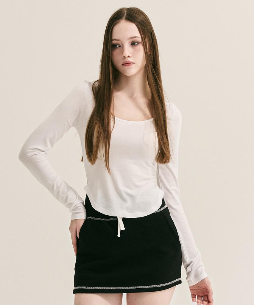 Akeumeseodeu Logo Mini Skirt [Black]