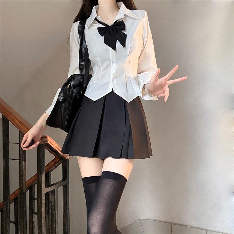 

JK Slim-Fit Waist-Cinching White Shirt Set: Short-Sleeve Petite Inner Layer for a Pure and Sexy Look Extra Small (XS)