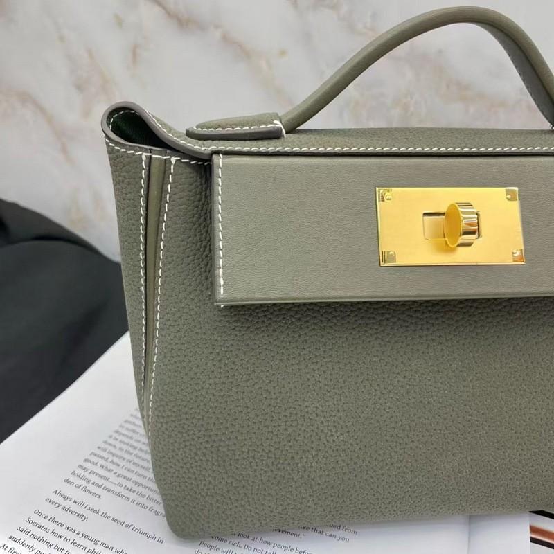 2026 Womens Genuine Leather Handbag With Suede Texture Lock Crossbody Or Top Handle Medium Square Shape