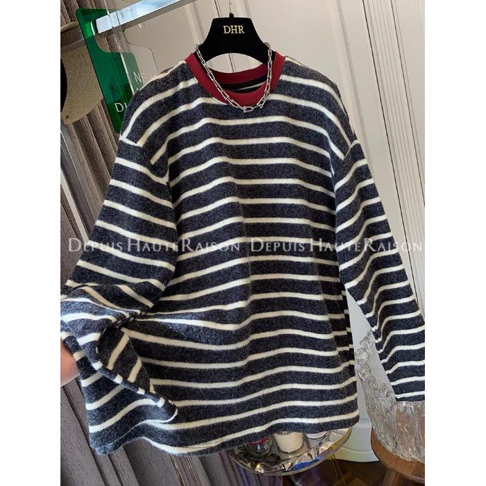 

Women s Striped Round Neck Long Sleeve T-shirt: Loose, Slimming, Plus Size, Versatile Top for Spring and Autumn. 3XL
