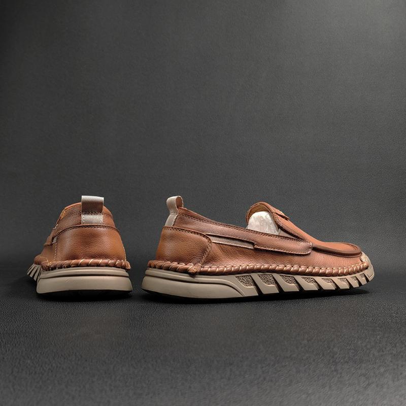 Men's Genuine Leather Bean Shoes One Step Lazy Shoes Men's Fashion Versatile Handmade Casual Shoes