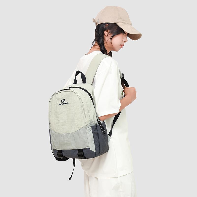 Lightweight Travel Contrast Backpack Student Schoolbag Women's Large Capacity Commuter Backpack