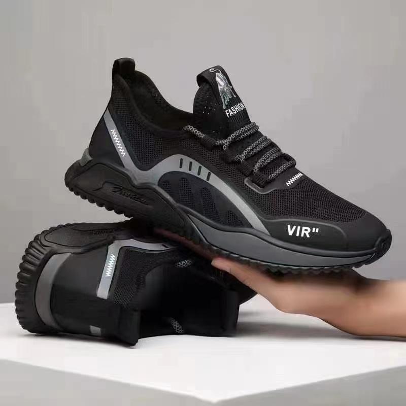 Men's Lightweight Mesh Breathable Casual Sports Shoes Summer Soft Sole Comfortable Anti Slip Outdoor Running Shoes Male Sneakers