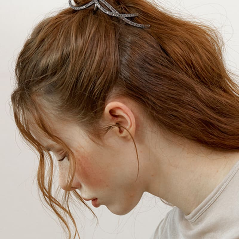 

Ssecondo Harmonized cubic hair claw clip, Ivy Dark grey