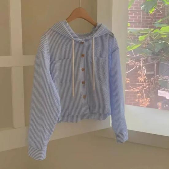 Dameskjorter med striper og knapper, hettegenser med snøring, langermet cardigan, sommer solbeskyttelse