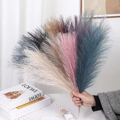 Decorațiuni pentru casă – Flori decorative şi coroane de flori