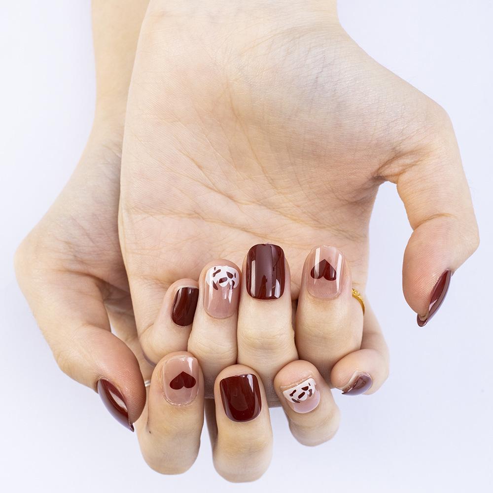 

Deep Wine Red Stylish Heart Nails: Versatile, Energetic, Detachable Nail Art Tips