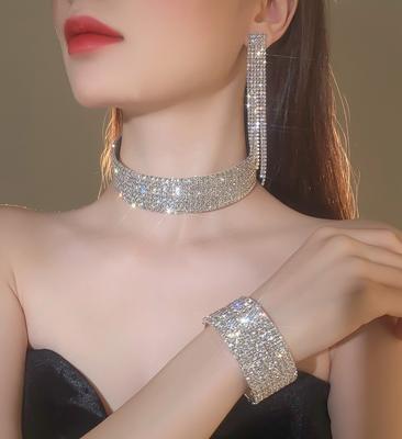 Błyszczący Srebrny Kolor Kryształowy Łańcuszek Choker Naszyjnik Ślubny Damski Impreza Weselna Strass Cyrkonia Choker Biżuteria Prezenty