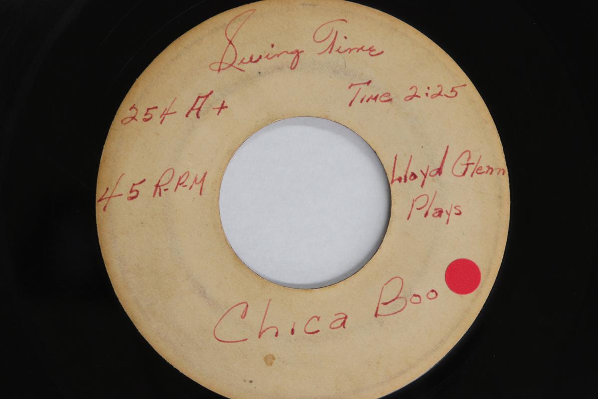 

7inch Record LLOYD GLENN - Jungle Town Jubilee / Chica-boo 254 NOT ON LABEL 1955 US Jazz Used