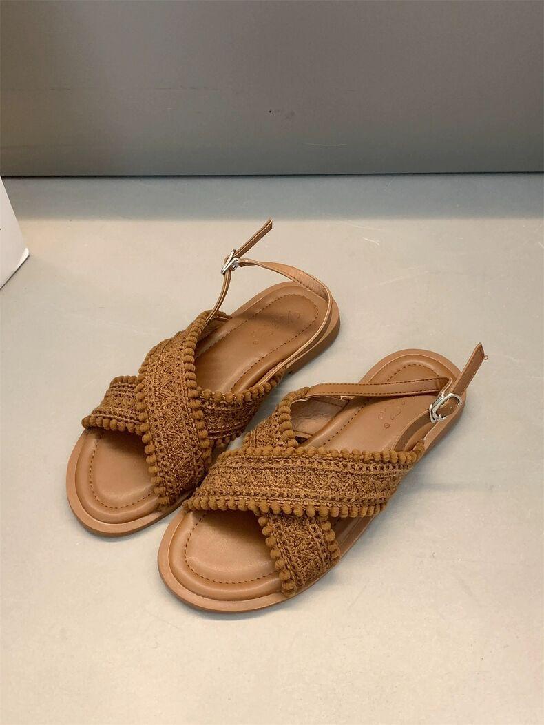 

Маленькі тапочки в стилі ретро з плоским дном, жіноче взуття, літній одяг, нові літні приморські босоніжки 2024 року 40 коричневий