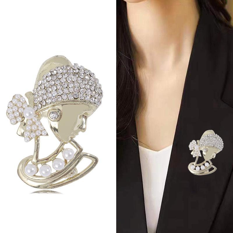 Fashion And Creative Girl Brooch Wearing Pearl Earrings, High-End And Simple Temperament With Jewelry Collar Pin