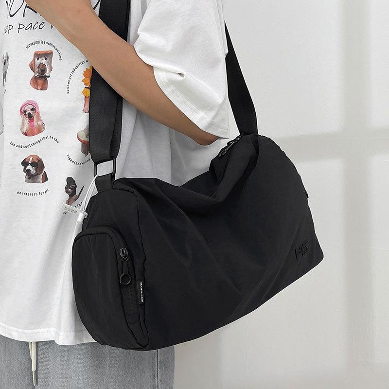 Niche Casual Lightweight Nylon Cloth Large-capacity Shoulder Bag Women's Fashion Solid Color Commuter Travel Versatile Messenger Bag