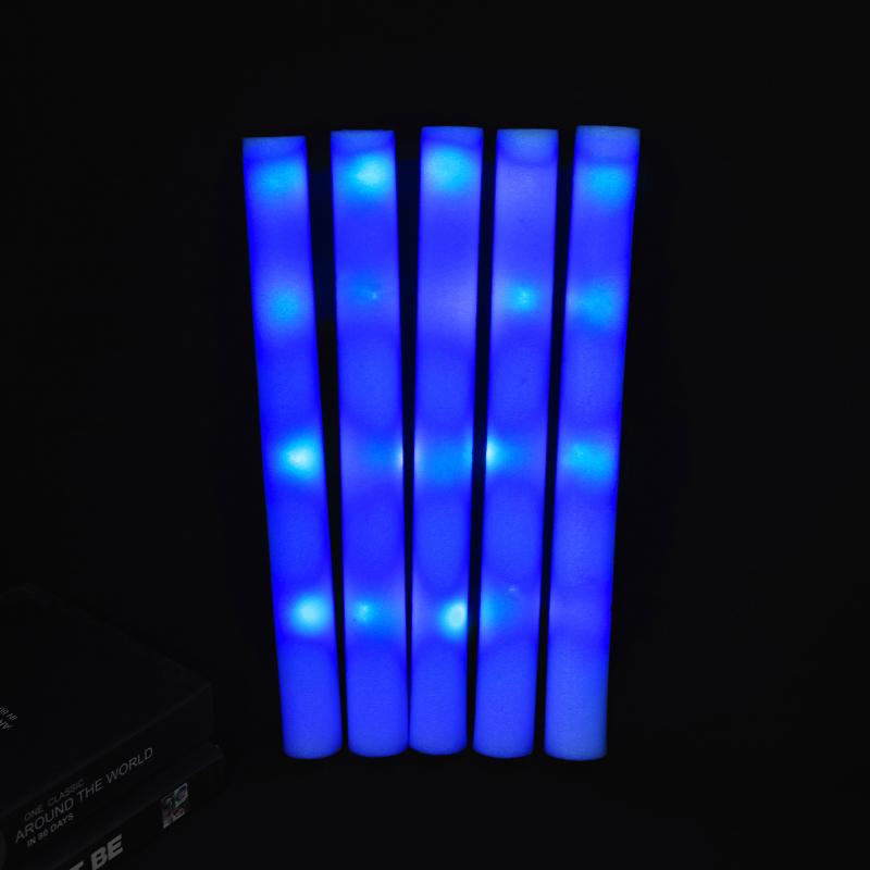 30 Pezzi Bastoncini Luminosi in Schiuma LED RGB all'Ingrosso Bastoncini Luminosi Colorati Tubo per Tifo Buio Luce Forniture per Feste di Compleanno Matrimonio