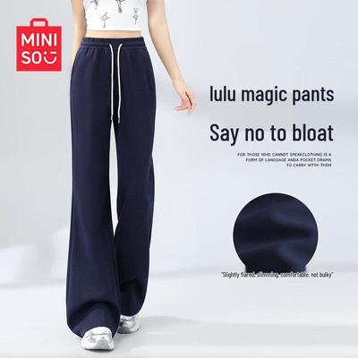 Partea inferioară (Îmbrăcăminte damă) – Capri și pantaloni