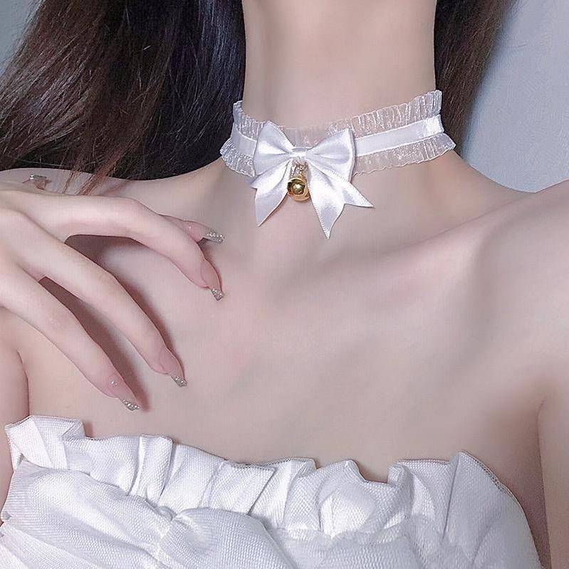 Camellia Black Rose Choker Necklace
