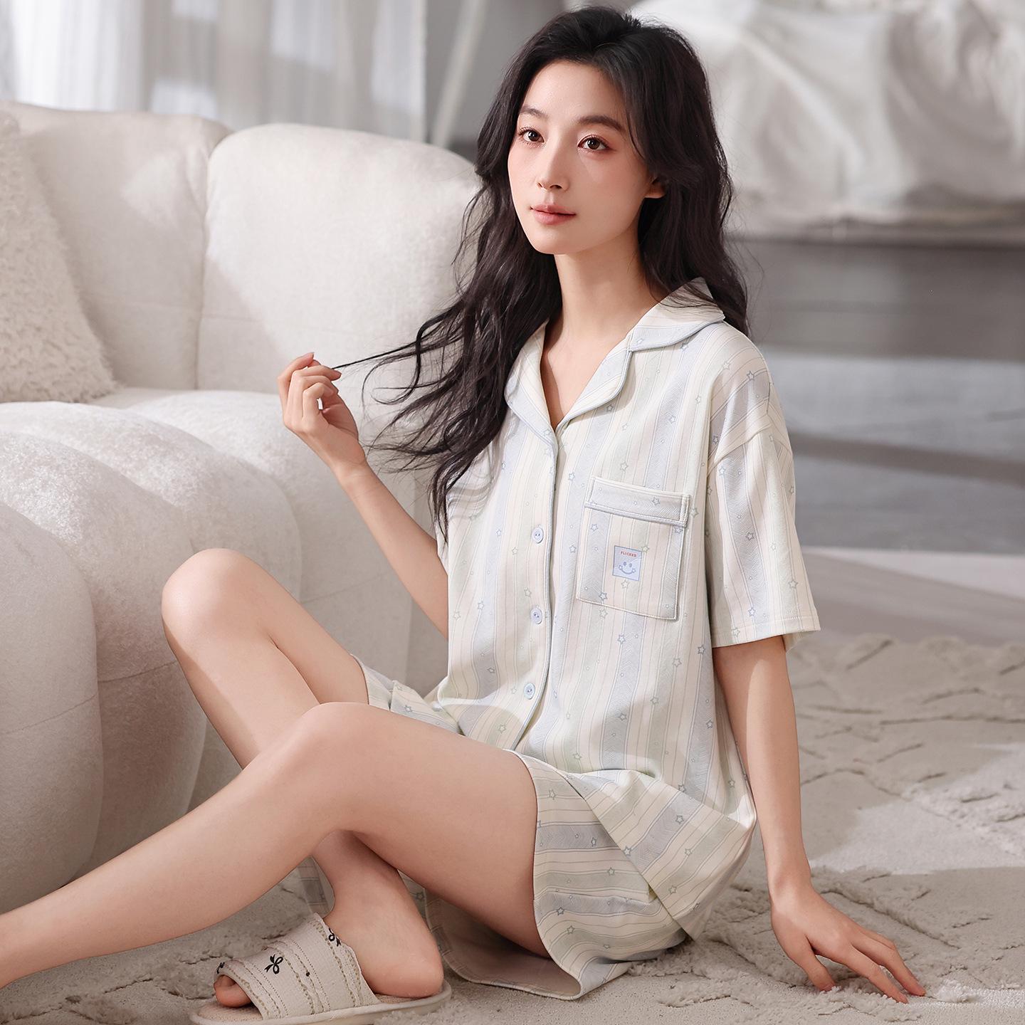 

2026 Summer Women s Pure Cotton Pajama Set, Sweet Striped Cardigan Lapel with Short Sleeves, Suitable for Outdoors or Home. XXL