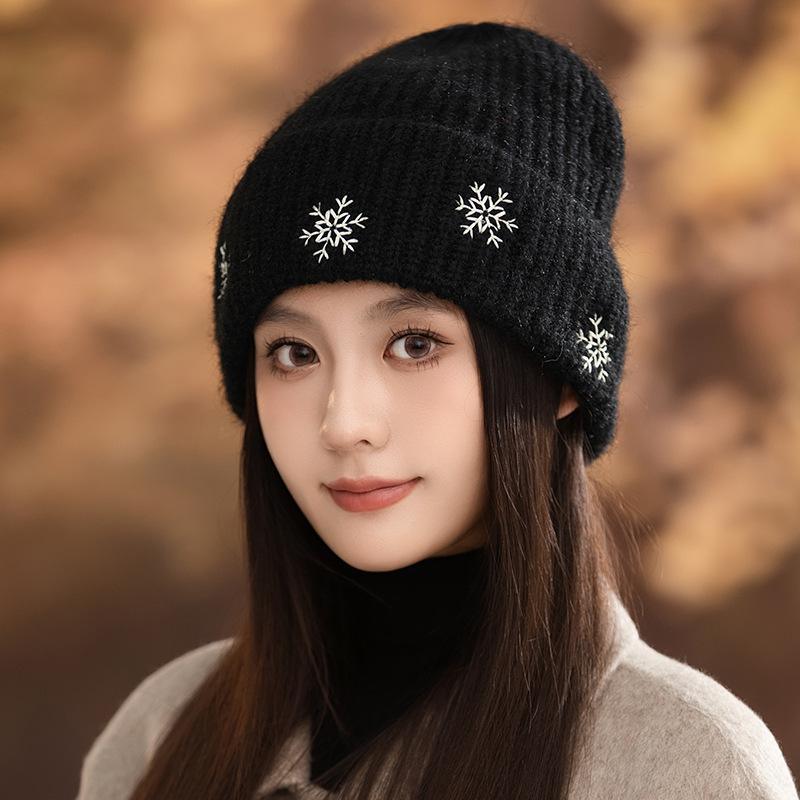 New Christmas Snowflake Wool Hat Korean Versatile Windproof Hat for Women Casual Warm Ear Protection Head Hat New