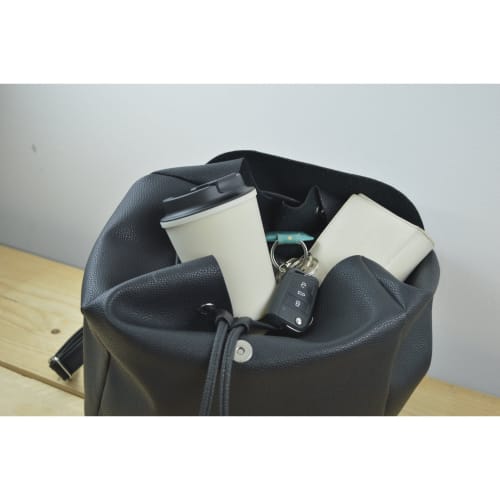 Rivers Plastic Wall Mug, Sleek Beige