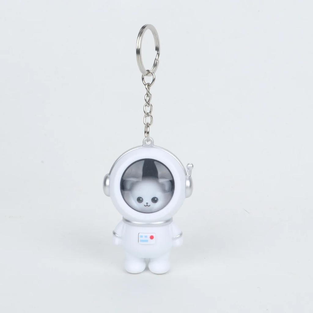 Niedlicher Sternenlicht-Astronauten-Schlüsselanhänger Kann Ich liebe dich sagen Sound Licht Bär Auto-Schlüsselanhänger Paket Anhänger Kawaii Geschenke Tasche Aufhängung