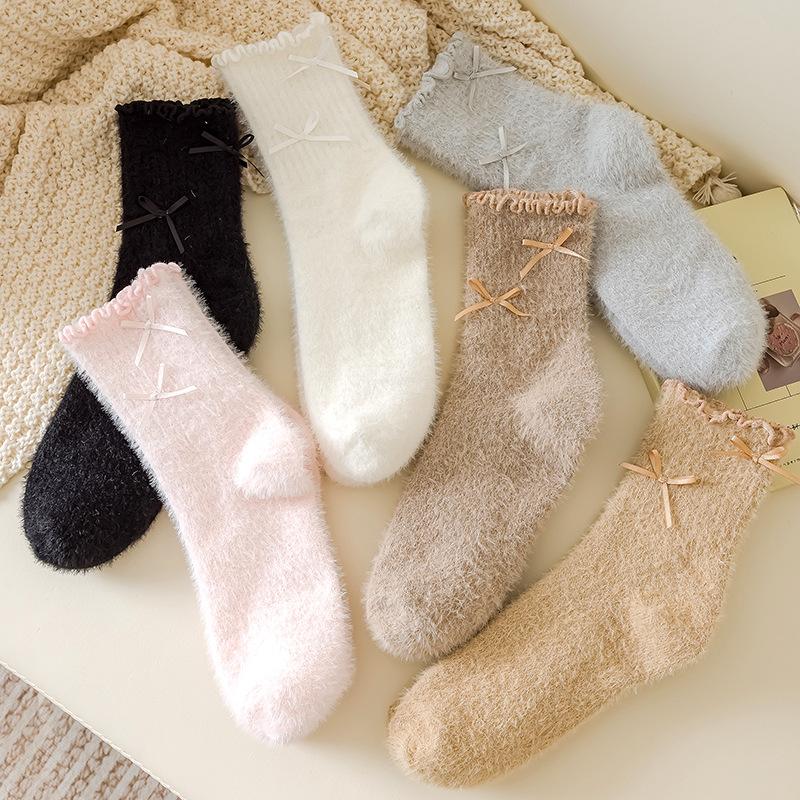 Ladies Autumn and Winter Thickened Velvet Warm Lovely Sweet Bow Lace Mid Tube Socks
