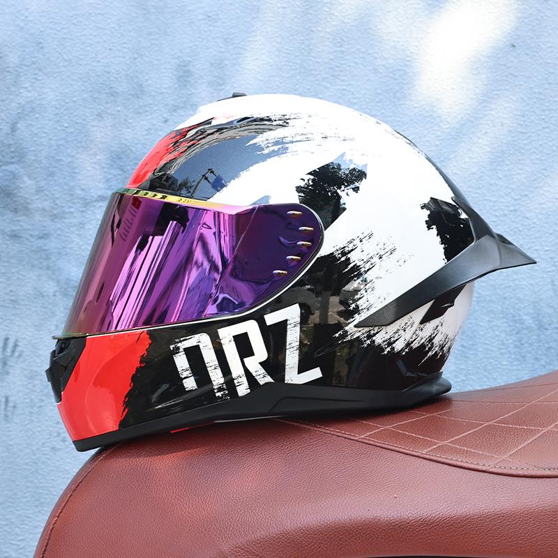 966Motorcycle helmets, men's and women's full face helmets, four season personalized large tail wing motorcycle running helmets