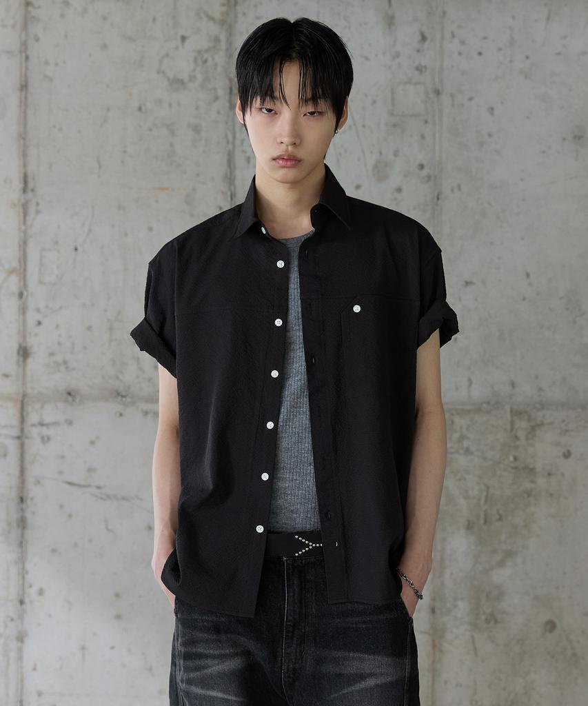 P.IN.O Sheer Texture Half Shirt - Black