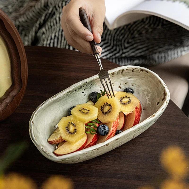 Retro nepravidelné keramické talíře Luxusní restaurace Dezert Salátové mísy Lahodná jídla Jídelní talíř Vynikající domácí nádobí