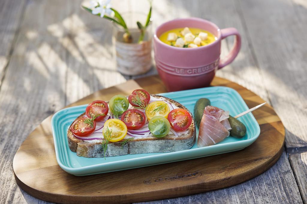 Le Creuset Léger Rektangulær Tallerken, 25cm, Flint, Varme- og Kuldebestandig, Mikrobølgeovn-, Ovn- og Oppvaskmaskinsikker, Ovnrett, Bakeutstyr, Lang Tallerken,
