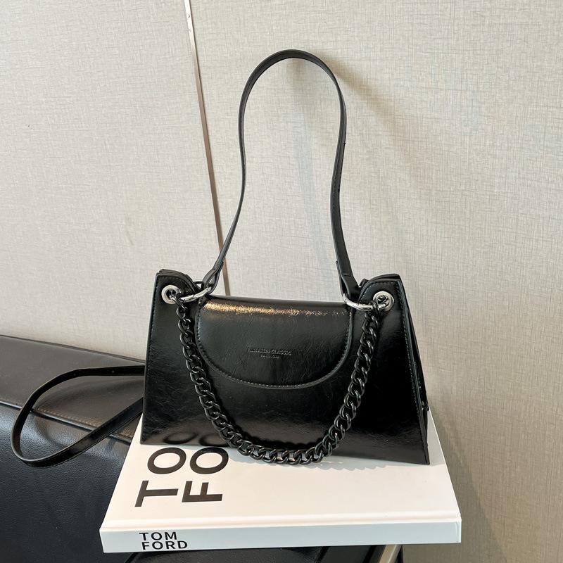

Retro fashion single shoulder underarm bag women s chain bag 2025 new popular texture single shoulder crossbody small square bag tide