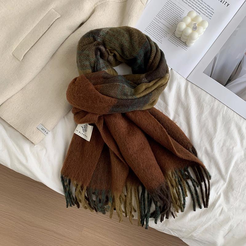 High End Retro Imitation Cashmere Scarf for Women Winter New Color Matching Thickened Student Warm and Cold Proof Scarf