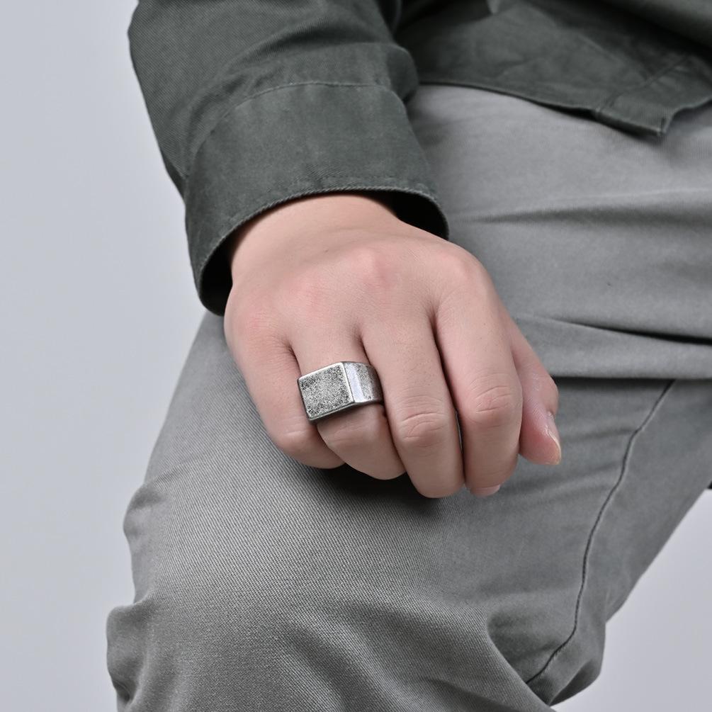 Jewelry INS Simple Wind Stainless Steel Smooth Surface Men's Finger Ring Ring Old Silver