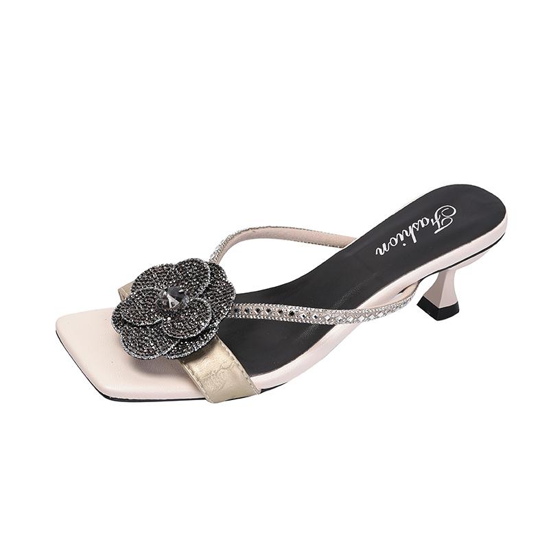 

Fashion Diamond-shaped Camellia High-heeled Flip-flops for Women To Wear in Summer, Square-toed Thin Heels 39