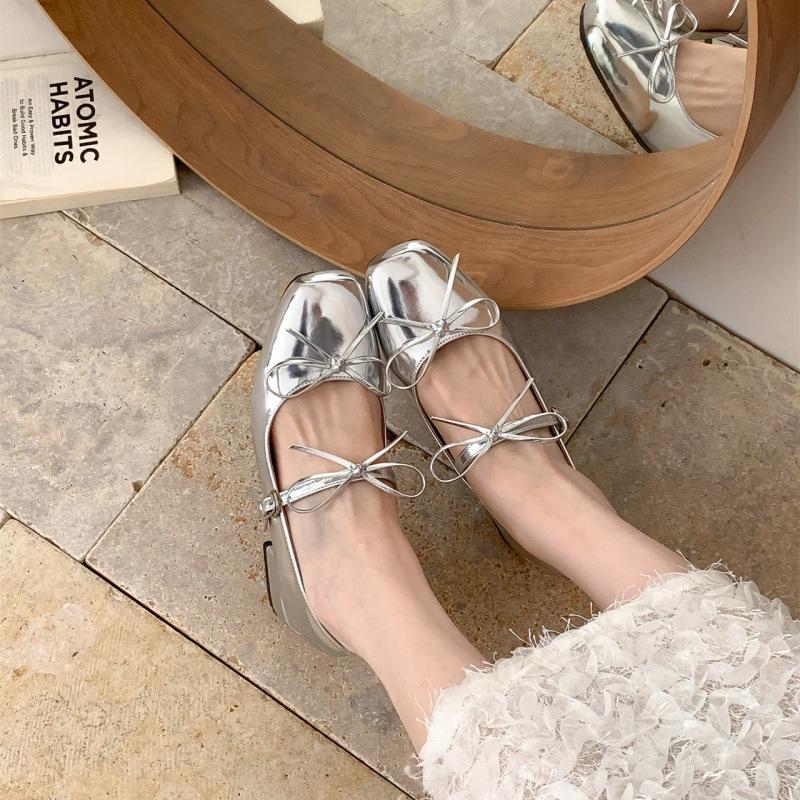 Gentle Sweet Beans! 2025 Autumn Temperament Round Head Bow with Mary Jane Shoes Women's Shallow Thick Heel Single Shoes
