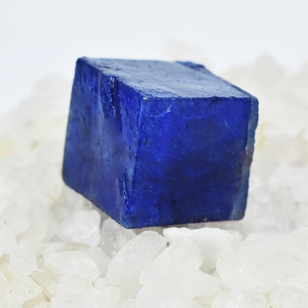 Natural Blue Tanzanite Loose Gemstone 76.65 ct Uncut Rough for Lapidary and Gem Collections