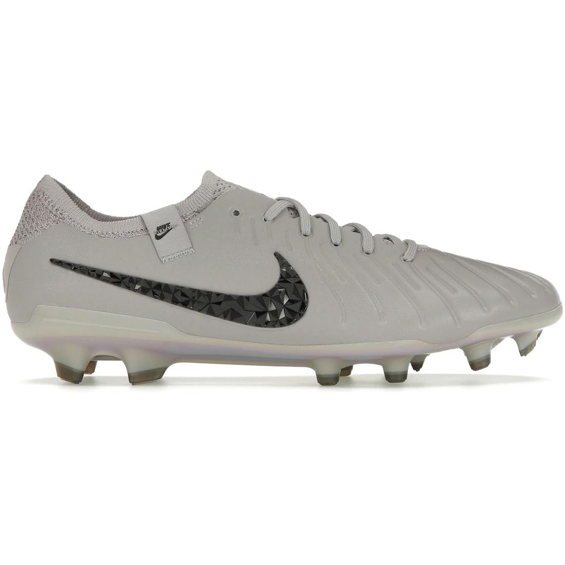 

Sneaker Nike Tiempo Legend 10 Elite AS FG Rising Gem Pack(FQ3250-001) 40